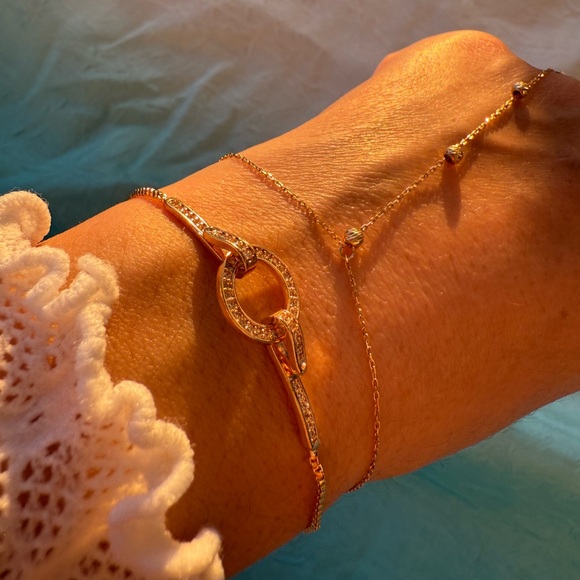 Bracelet 18K gold plated Luxury Bracelet Adjustable
Stainless Steel - Picture 9 of 9